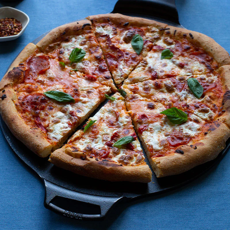 15 Inch Seasoned Cast Iron Pizza Pan 3 15 Inch Seasoned Cast Iron Pizza Pan