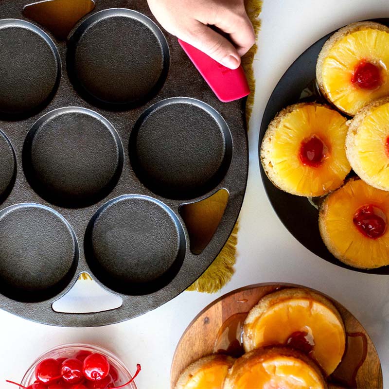 Seasoned Cast Iron Mini Cake Pan 4 Seasoned Cast Iron Mini Cake Pan