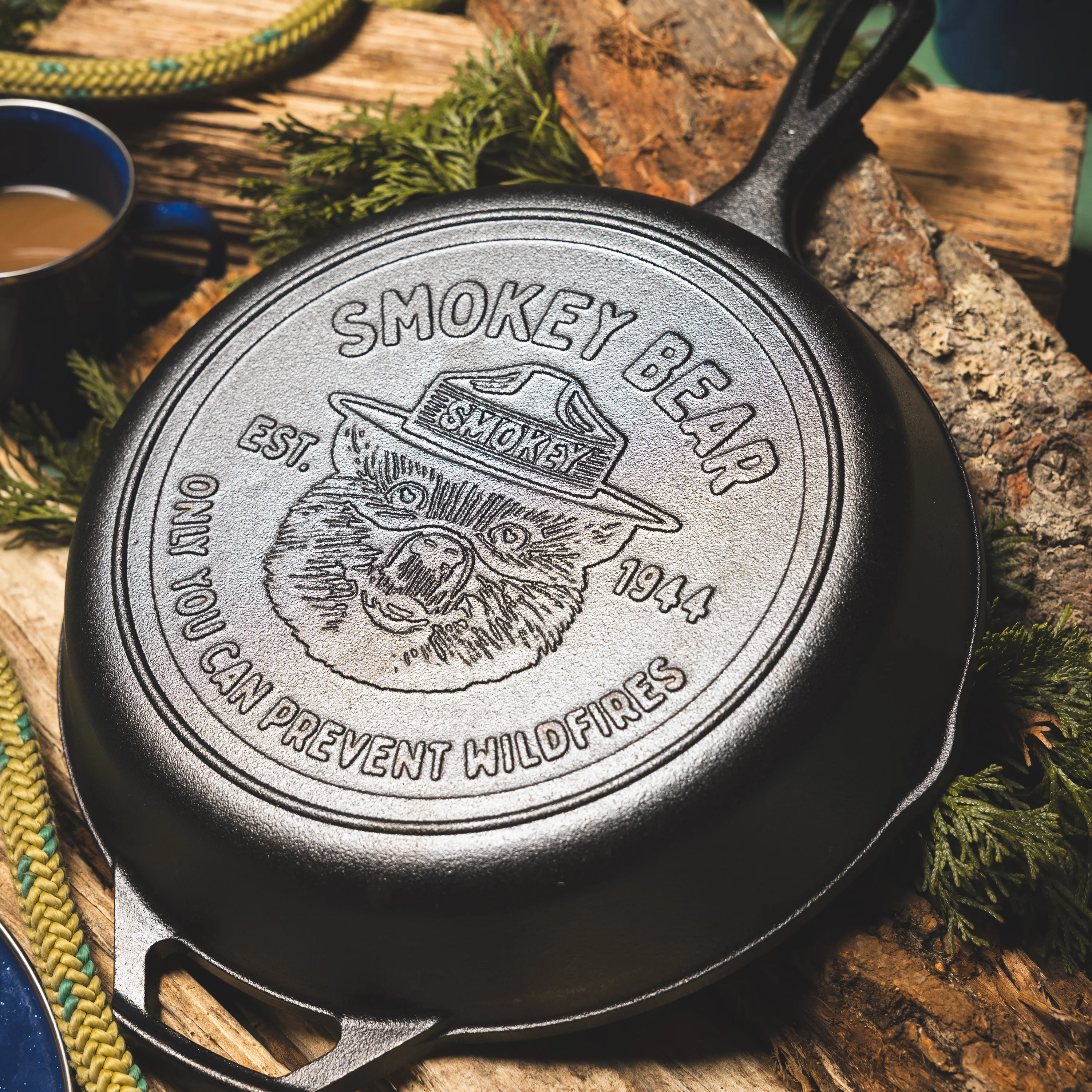 10.25 Inch Seasoned Cast Iron Smokey Bear Skillet 4 10.25 Inch Seasoned Cast Iron Smokey Bear Skillet