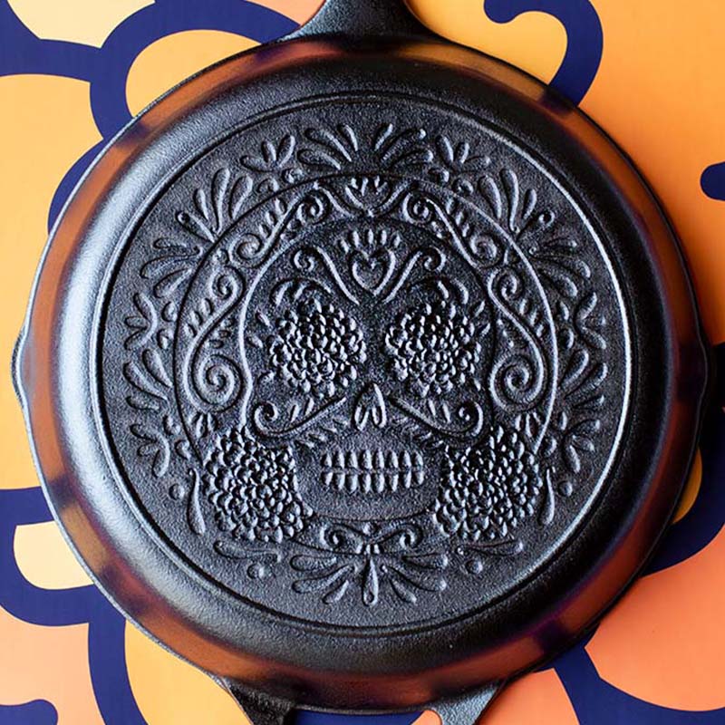 10.25 Inch Seasoned Cast Iron Sugar Skull Skillet 3 10.25 Inch Seasoned Cast Iron Sugar Skull Skillet