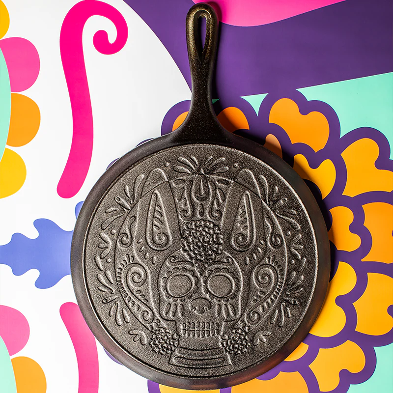 10.5 Inch Seasoned Cast Iron Xolo Sugar Skull Griddle 5 10.5 Inch Seasoned Cast Iron Xolo Sugar Skull Griddle