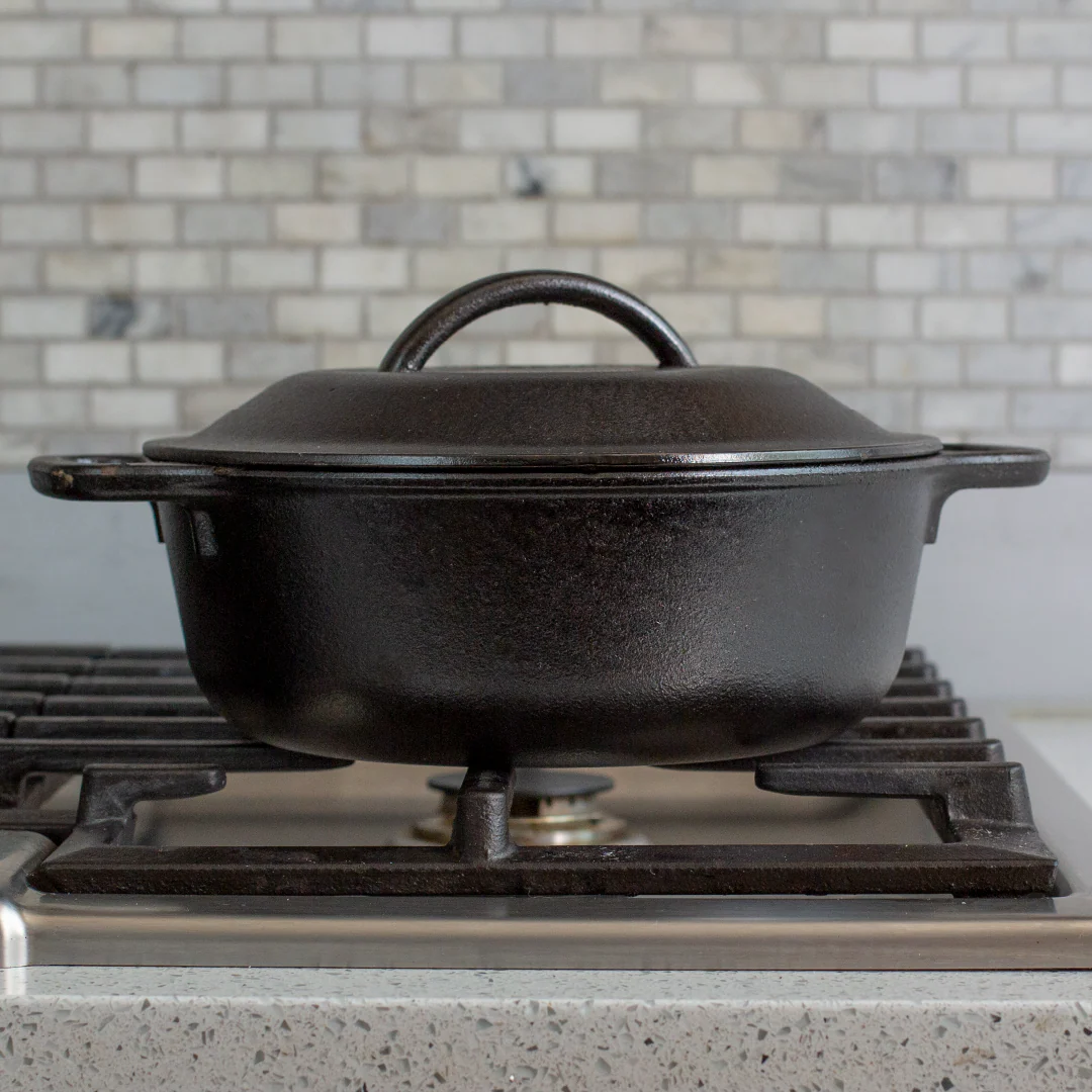 Cast Iron Dutch Ovens 7 Cast Iron Dutch Ovens