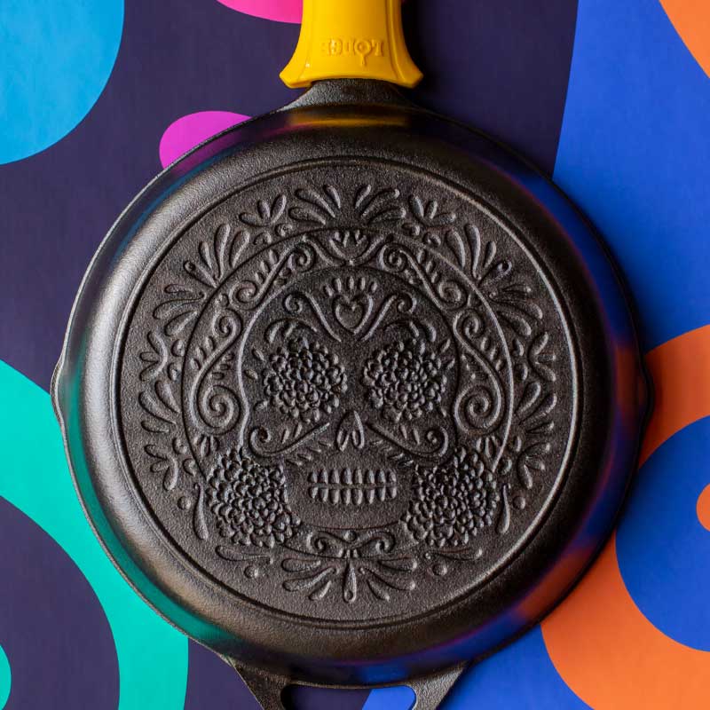 Seasoned Cast Iron Sugar Skull Skillet with Deluxe Handle Holder 3 Seasoned Cast Iron Sugar Skull Skillet with Deluxe Handle Holder