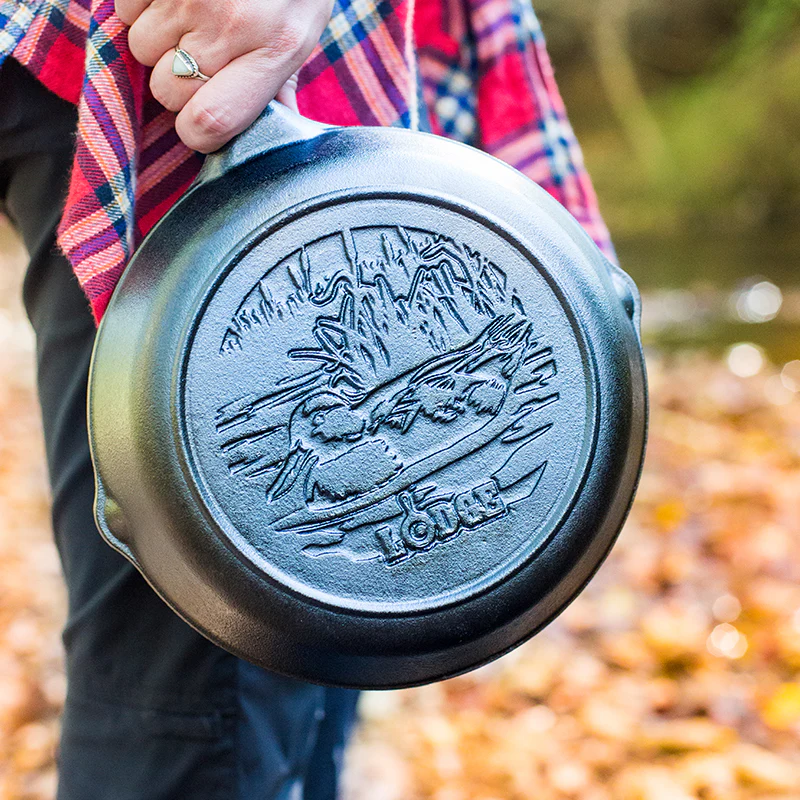 Wildlife Series™ 8 Inch Cast Iron Duck Skillet 7 Wildlife Series™ 8 Inch Cast Iron Duck Skillet